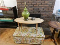 UPHOLSTERED BLANKET BOX - WOOD TABLE - LAMP