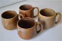 4 Gordy Pottery Cups