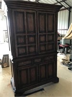 armoire is 44"x79"x22