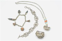 A LOT OF CHINESE EXPORT SILVER JEWELLERY