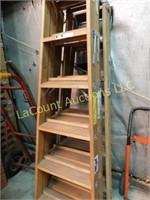 6 ft, heavy duty ladder, OSHA approved, wood