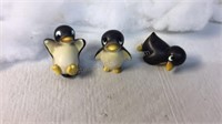Vintage ceramic penguins 2 x 2 1/2”