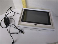 Haier 9" tablet with charger & usb cord; in
