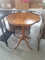 vintage stand/table