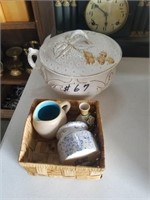 Chamber pot, western stoneware