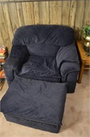 Broyhill Oversized Chair with Ottoman