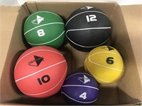 Set of sand weighted work out medicine balls