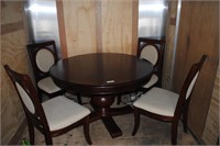 round dining room table w/4  upholstered chairs