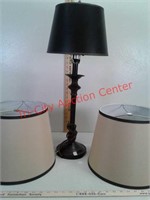 Table lamp & 2 new lamp shades