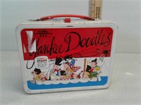 Vintage Yankee Doodle metal lunch box
