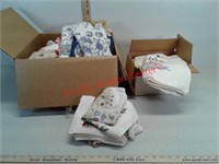 Lot of dish cloth dish towels oven mitts HotPads