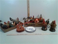 Lots of ceramic and resin roosters and Deco items