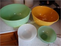 Green Mixer bowl 5" x 9", yellow mixing bowl & 2