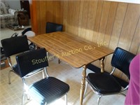 Drop leaf table 3ft (up) x 20" (down) x 4ft x 29"