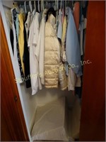 Ladies clothing (mostly size med - large) &