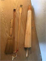 LOT of Assorted Bamboo Umbrella Scratcher Brush