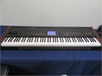 Roland Intelligent Piano KF-90
