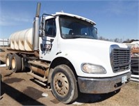 2005 FREIGHT LINER DAY CAB