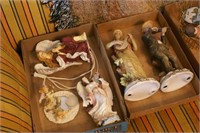 Figurine box lots; auctioned individually
