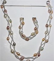 Fresh Water Pearl Necklace & Bracelet Set. Approx