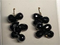 14KT Gold Onyx(15ct) Earrings, Made in Canada.