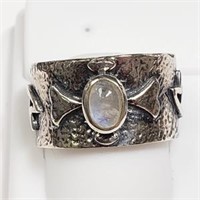 Sterling Silver Moonstone  Ring (~Size 7.5),