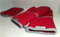 Red KitchenAid Oven Mitts (2) and Hot Pads (2)