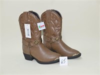 Pair of Laredo Western Boots - Distressed Fashion