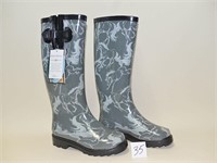 Pair of Smokey Mountain Women's Rain Boots