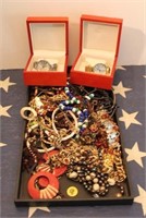 Tray of Assorted Jewelery