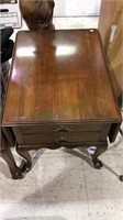 Pennsylvania house drop leaf 2 drawer side table