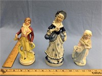 Lot of 3 porcelain figures        (i52)