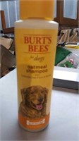 Dog shampoo. Burts Bees - natural