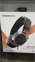 Headset for gaming. High res Arctis Pro