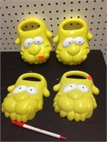 4 YELLOW SAND TOYS GROUP