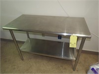 STAINLESS STEEL WORK TABLE 4FT X 2FT X 35