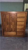 Wood dresser in great condition 4 foot 3 inches