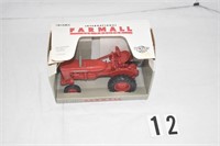 Ertl 1/16 Farmall 140 NIB