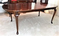 Lovely Dining Room Table with Molded