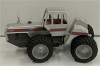 White 4-270 4wd Tractor