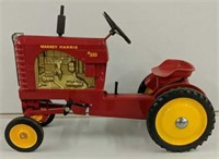 MH 333 Pedal Tractor Collector Edition 04