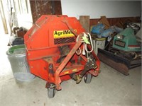 AgriMetal Inc., leaf blower 3 pt. hitch