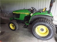 John Deere 4700 tractor