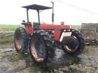CASE IH 1394 Tractor, MFWD