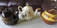 3 Tea Pots