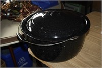 Larger Enamelware Pot