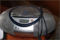 CD/Cassette/Radio Player