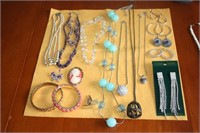 Assorted Costume Jewellery