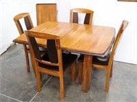 Dining Room Table w/4 Chairs & 1 Leaf