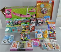 Character Toys & Collectibles w/ Sesame Street